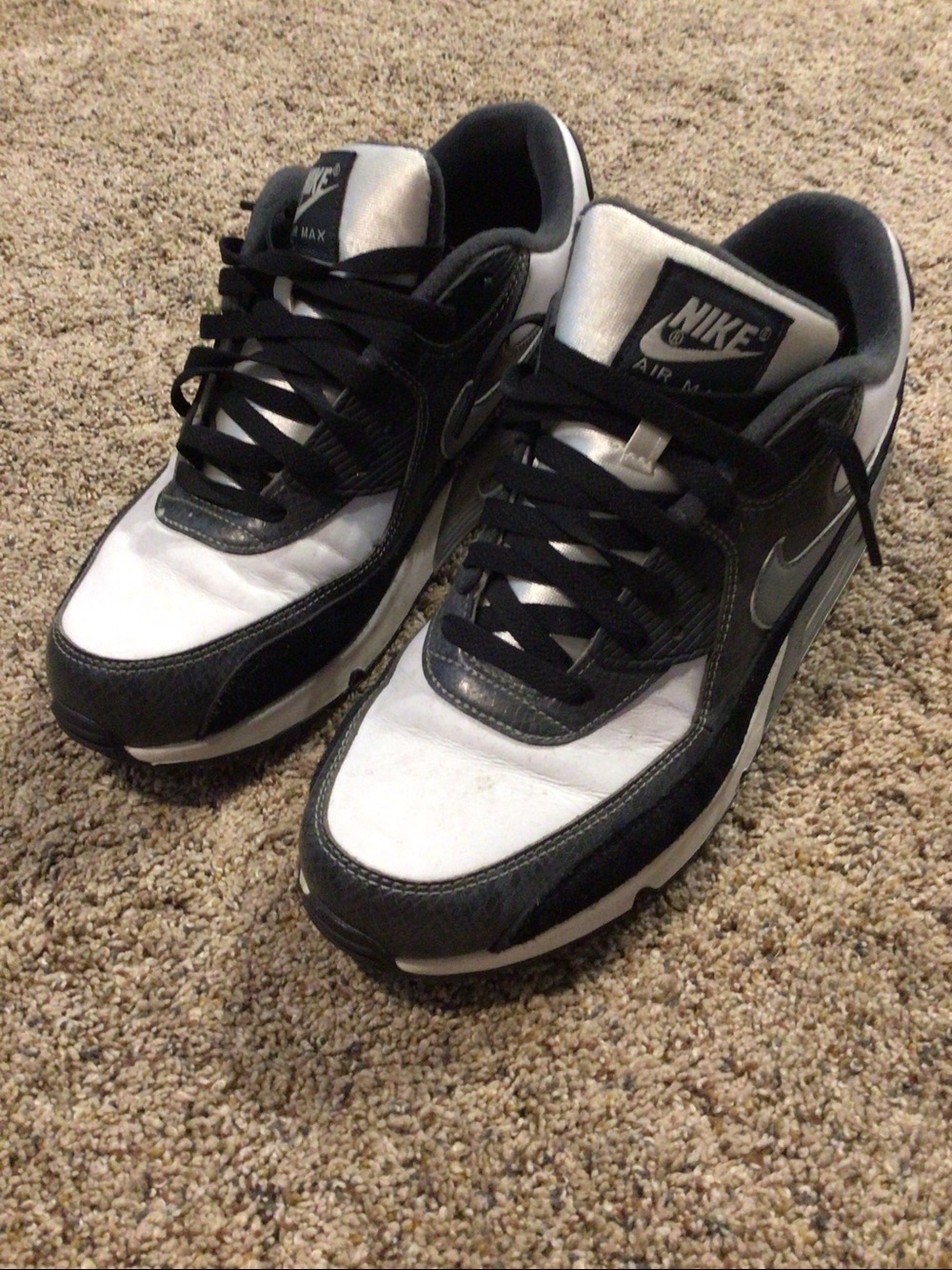 Men’s Nike Air Max - Picture 2 of 2